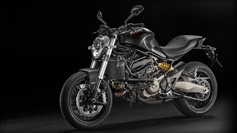 Ducati Monster 821 dark